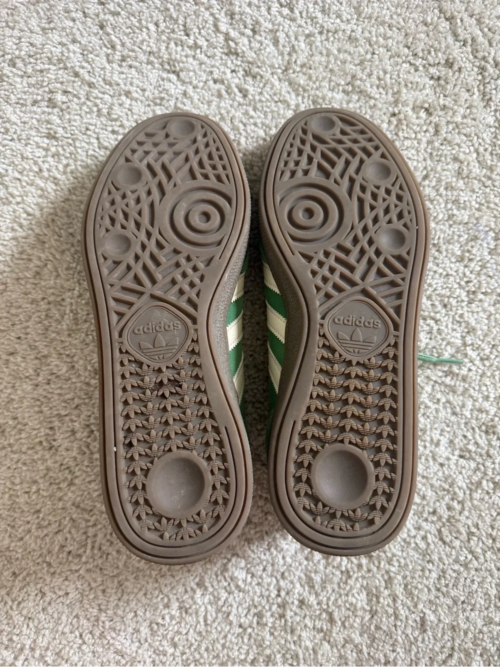 Adidas Handball Spezial Sneakers in Preloved Green